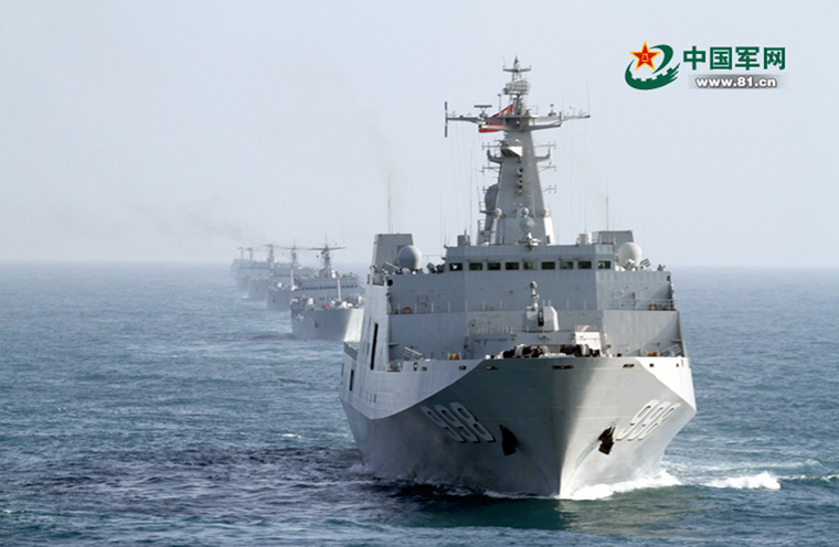 5天5夜不間斷航行，南海艦隊10艘登陸艦干了啥